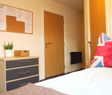 6 bedroom apartment to rent - Photo 2