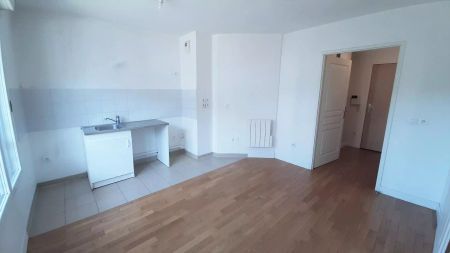 location Appartement T2 DE 36.1m² À ARGENTEUIL - Photo 3
