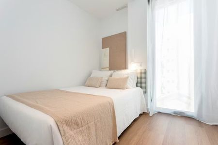 Calle de Zabaleta, Madrid, Community of Madrid 28002 - Photo 2