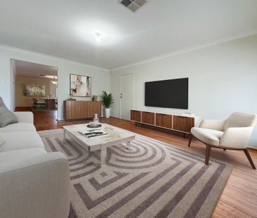 Large-Scale, Five Bedroom, Family Home with Swimming Pool - Photo 2