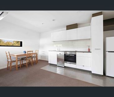 208/233 Dandenong Road, Prahran, Vic 3181 - Photo 3