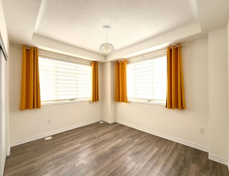 For Lease - 98 Cornell Centre Boulevard, Markham, Ontario - Photo 2