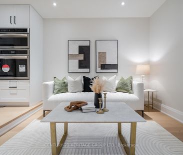 For Lease - 23 Merrylyn Drive Unit# Main, Richmond Hill, Ontario - Photo 4