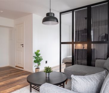 Hökbursvägen, Tumba - Foto 1