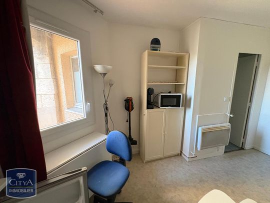 Location Appartement 1 pièce 13m² ANGOULEME 16000 - Photo 1