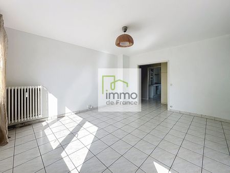 Location Appartement 4 pièces 81m² - Photo 2