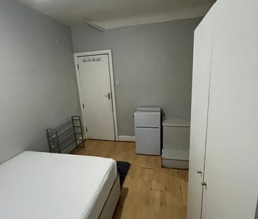 Room in a Shared House, Lordship Lane, N17 - Photo 1
