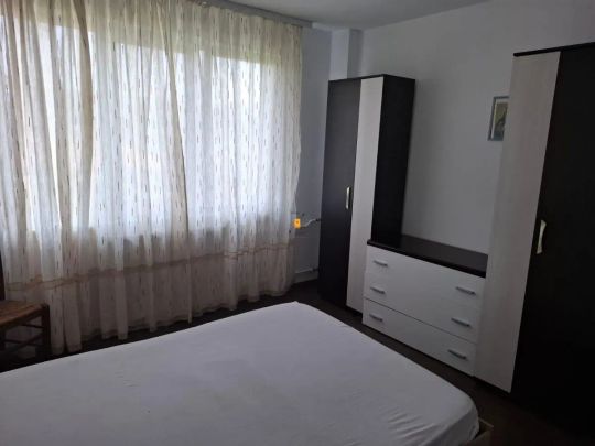 Inchiriere apartament 2 camere zona Democratiei - Photo 1