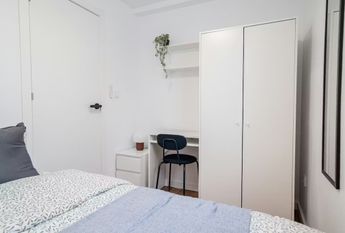 Carrer de Sant Fermí, Torrent, Valencian Community 46900