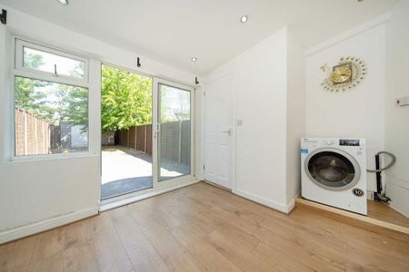 3 bedroom house to rent - Photo 5