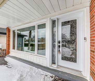 For Lease - 359 Rathburn Road Unit# Main, Toronto, Ontario - Photo 4