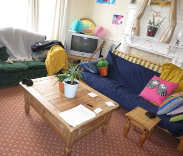 4 bedroom detached house to rent - Photo 1