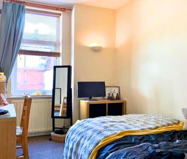 2 bedroom ground floor flat to rent - Photo 5