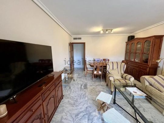 Piso de alquiler en Villafontana - Estoril I - Photo 1