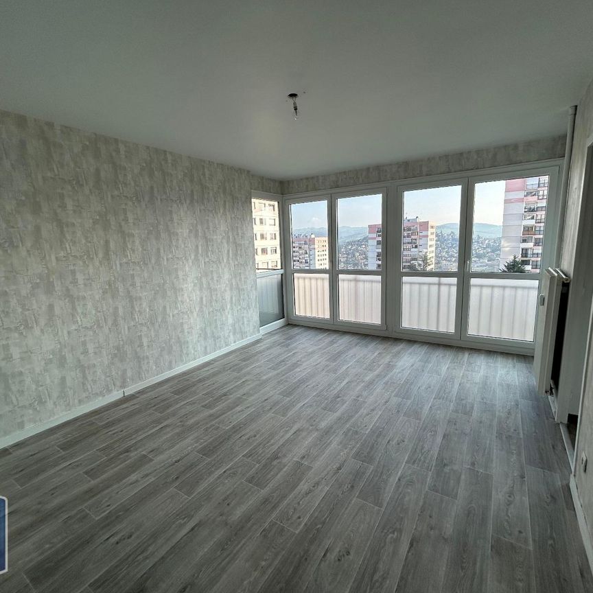 Location Appartement 4 pièces 84m² VILLARS 42390 - Photo 1