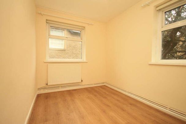 Fitzwalter Road, Norfolk Park, Sheffield, S2 - Photo 1