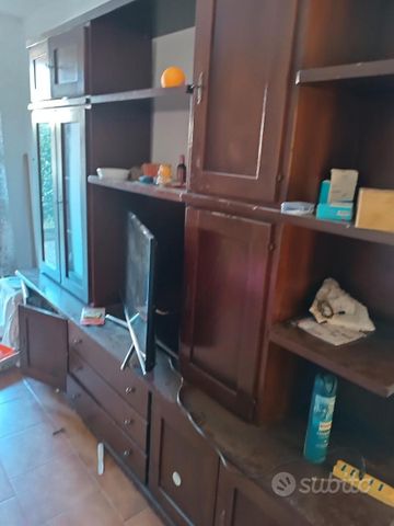 Casa singola su due piani ammobiliata - Foto 5