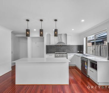 79 City Vista Court, Fraser Rise, Vic 3336 - Photo 3