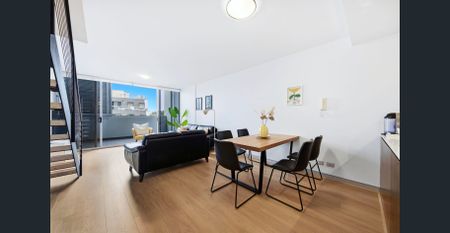 Executive 3 Bed Residence in Alexandria - Photo 4