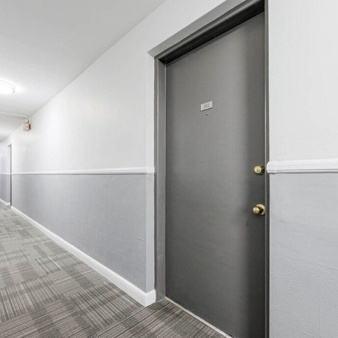 Stephen Drive Apartments - Photo 1