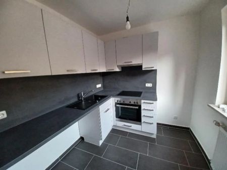 !! Frisch saniert !! 2-Zimmer-Wohnung frei ab sofort St. Jürgen Nahe UKSH EG Mi Re 466 - Photo 2