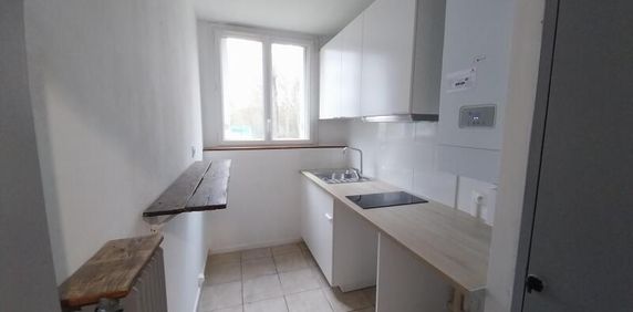 Location Appartement 1 pièce 28m² ST JEAN LE BLANC 45650 - Photo 2