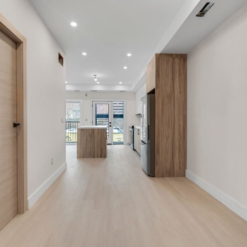 For Lease - 625 Harvie Avenue Unit# 03, Toronto, Ontario - Photo 1