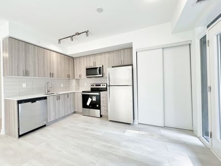 For Lease - 4045 Hickory Drive Unit# 1, Mississauga, Ontario - Photo 3