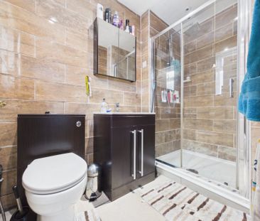 Viola Avenue, Staines-upon-Thames, Surrey,TW19 - Photo 6