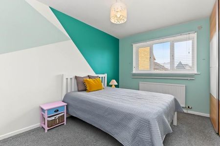 2 bedroom terraced house to rent - Photo 2