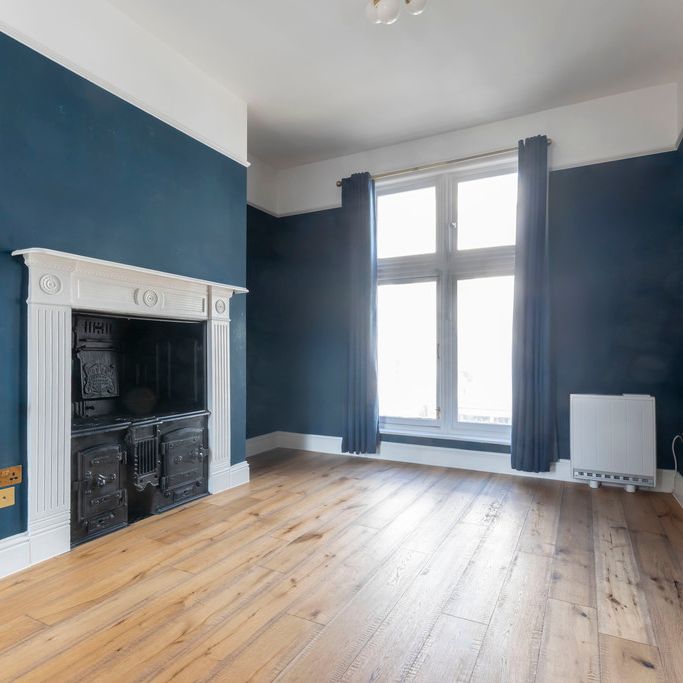 Cambray Place, Cheltenham GL50 1JP - Photo 1