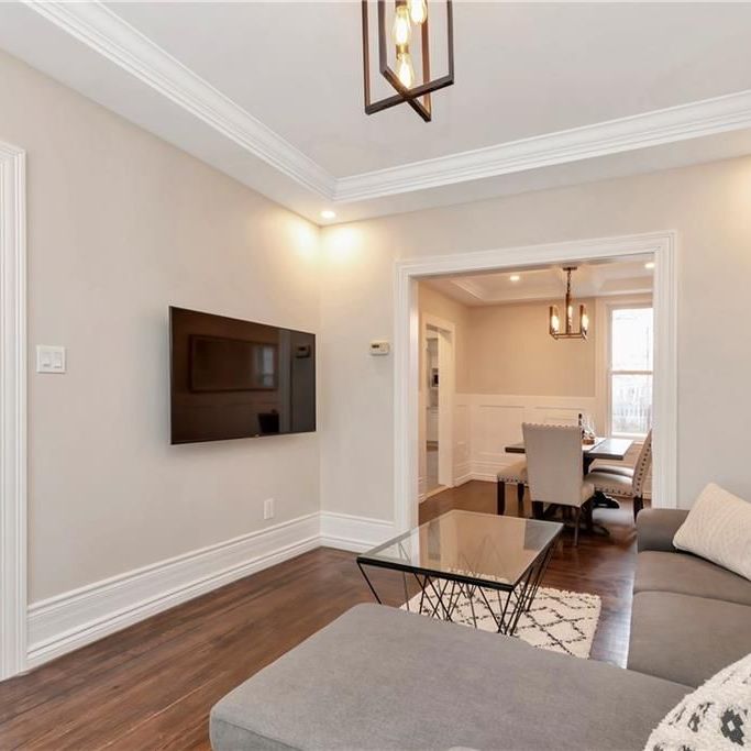 For Lease - 232 Bay Street, Hamilton, Ontario - Photo 1