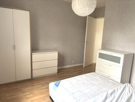 Location Appartement 4 pièces 84m² VILLEURBANNE 69100 - Photo 4