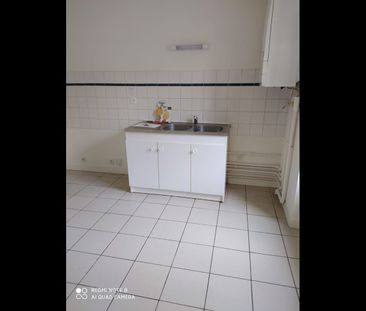 Location Maison 3 pièces 74 m² Rosnay - Photo 4