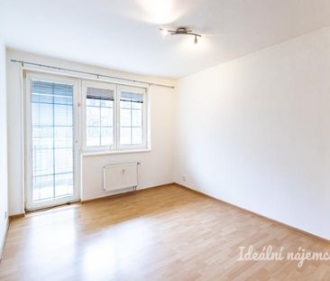 Pronájem bytu 2+kk 68 m2 - Fotografie 2