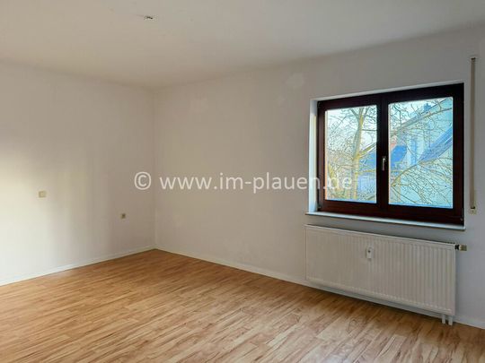 EBK, Balkon, Bad mit Wanne, Neubau mit Stellplatz - Frei ab sofort 2 Zimmer in Auerbach zur Miete - Photo 1
