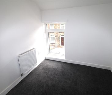 House - Terraced For Rent Penygraig Road, Tonypandy - Photo 2