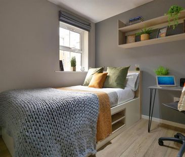 1 bedroom in a flat share to rent - Photo 5