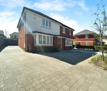 3 bedroom semi-detached house to rent - Photo 4