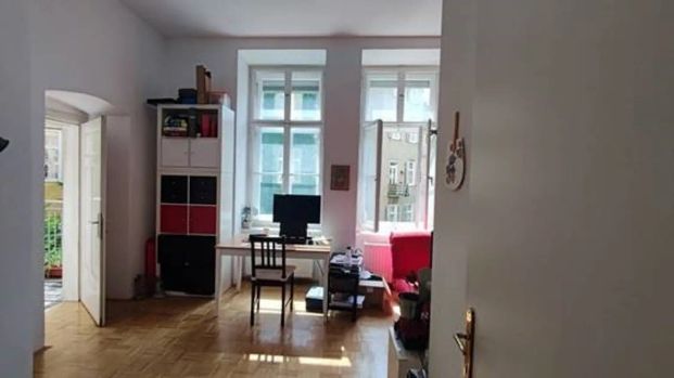 Altbauklassiker beim Kaiser-Josef-Platz – 2-Zimmer-Wohnung mit Balkon & WG-Potenzial - Foto 1