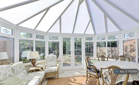 Quartz Close, Wokingham, RG41 - Photo 3