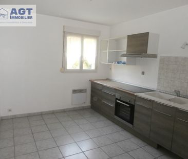 Location Appartement 3 pièces 69m² THERDONNE 60510 - Photo 2