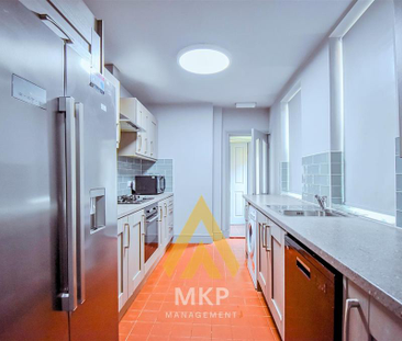 5 bedroom terraced house to rent - Photo 1