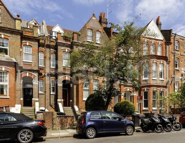 Dennington Park Road, London, NW6 - Photo 1