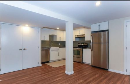 For Lease - 2364 Cheshire Road Unit# B, Parkway Park - Queensway Terrace S and Area, Ontario - Photo 3