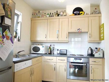 2 bedroom property to rent in Bracknell - Photo 2