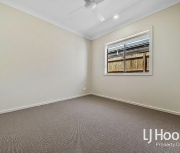 Modern Family Home with Ducted Air Conditioning & Media Room - Photo 6