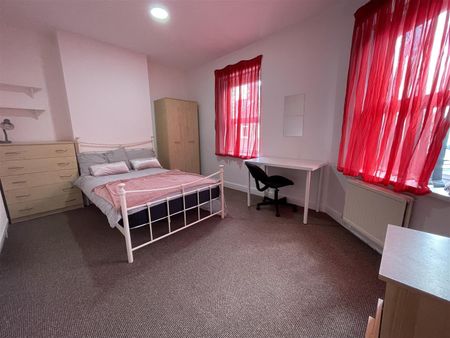 Minny Street, Cardiff - Photo 3