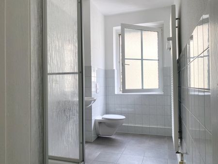 Hier trifft Alltagstauglichkeit auf Gemütlichkeit: Schöne 2-Zimmerwohnung mit Balkon - Photo 5