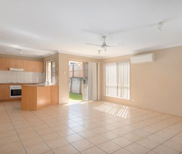 65 Storr Circuit, Goodna QLD 4300 - House For Rent | Domain - Photo 6